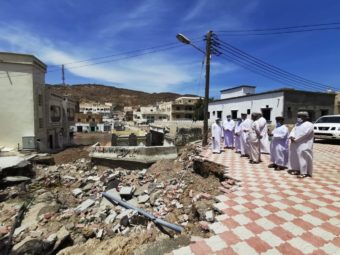 Oman: Massive clean-up efforts begin in Dhofar amid aftermath of tropical depression