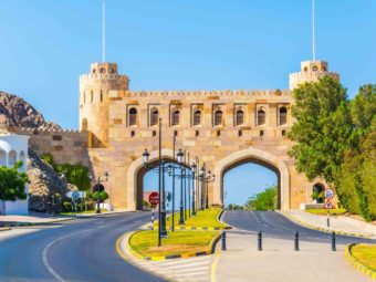 COVID-19: Government clarifies timings for lockdown procedures in Oman