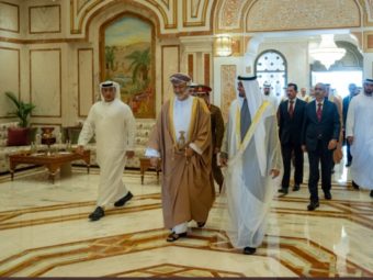 HM the Sultan Arrives in Abu Dhabi; Takes Part in Meeting Between Arab Leaders
